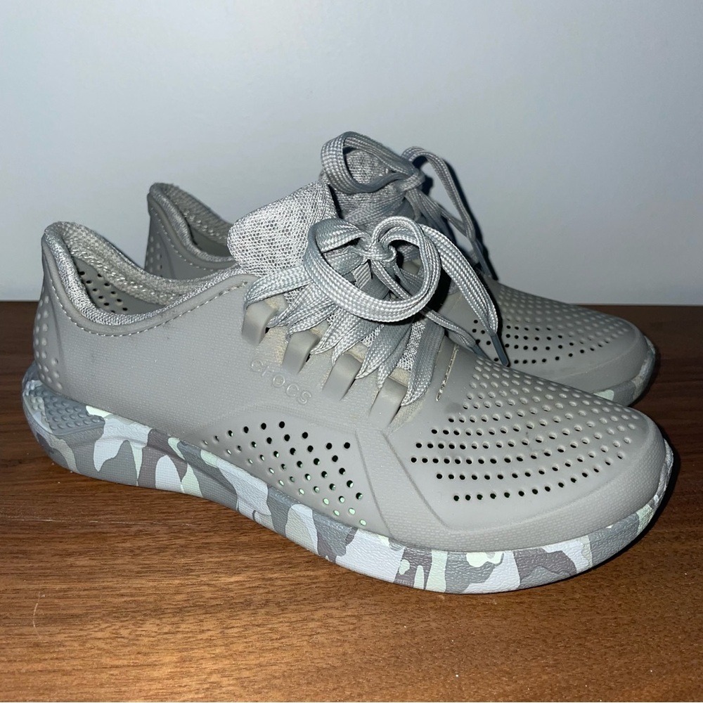Crocs Sneakers